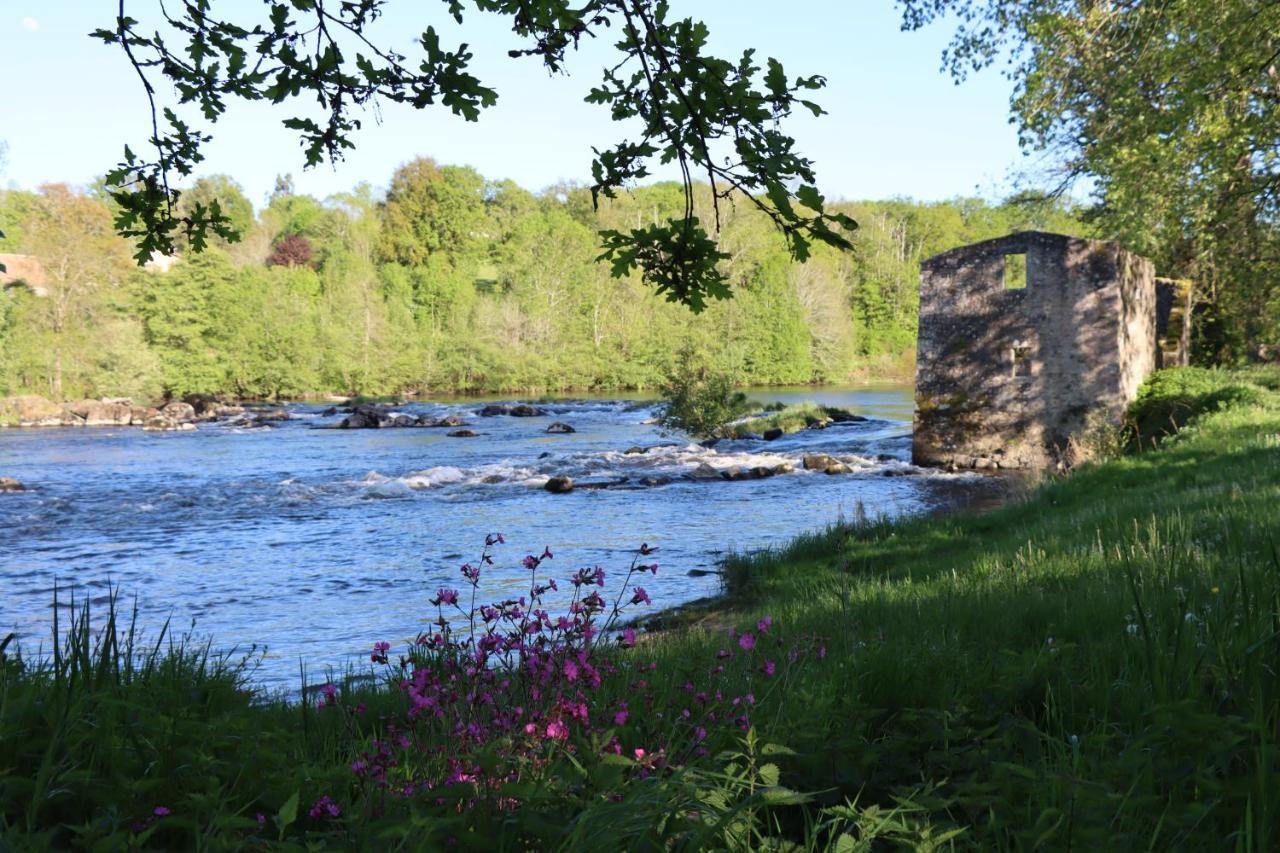 Manot Vacances - Gites En Bord De Vienne Eksteriør bilde